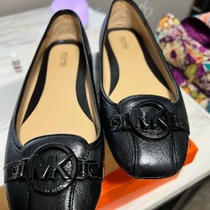 Michael Kors Women's Lillie Moccasin Flats in Black size 9